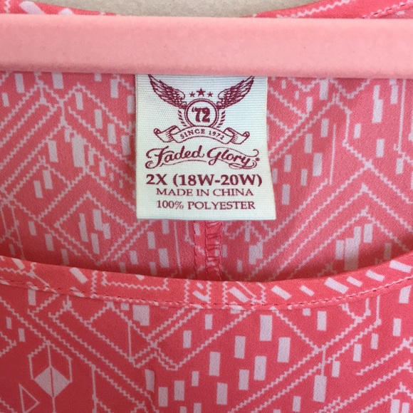 Coral Kimono Style Top - Picture 5 of 8